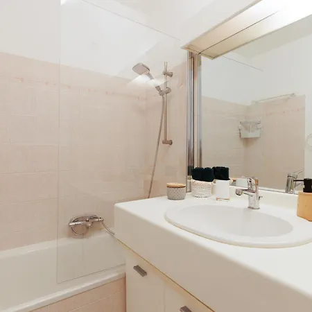 Apartmán Grand Balcon Sud Avec Piscine Proche Cannes *